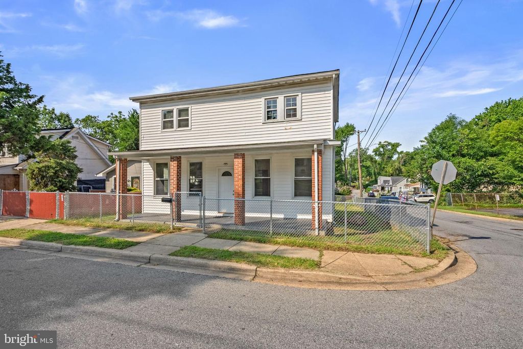 138 MARYLAND PARK DR, Capitol Heights, MD 20743