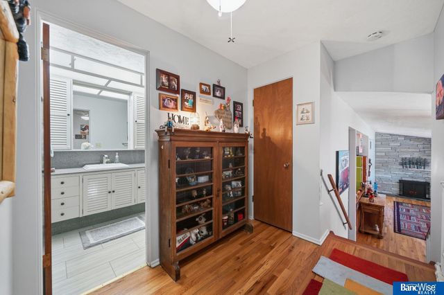 900 N 81 Street, Lincoln, NE 68505