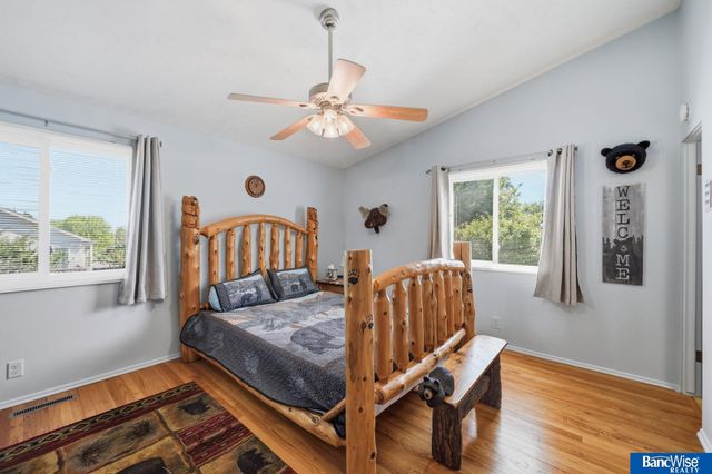 900 N 81 Street, Lincoln, NE 68505