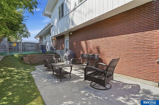 900 N 81 Street, Lincoln, NE 68505