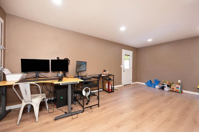 3343 Seaborg Way, Sacramento, CA 95827