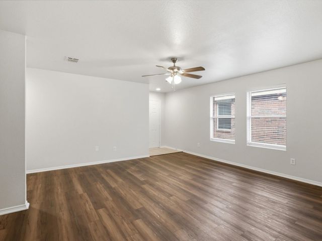 1132 Boxwood Drive, Crowley, TX 76036