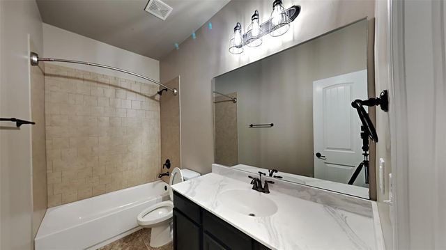 11305 NW 94th Street, Yukon, OK 73099