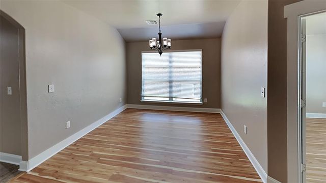 11305 NW 94th Street, Yukon, OK 73099