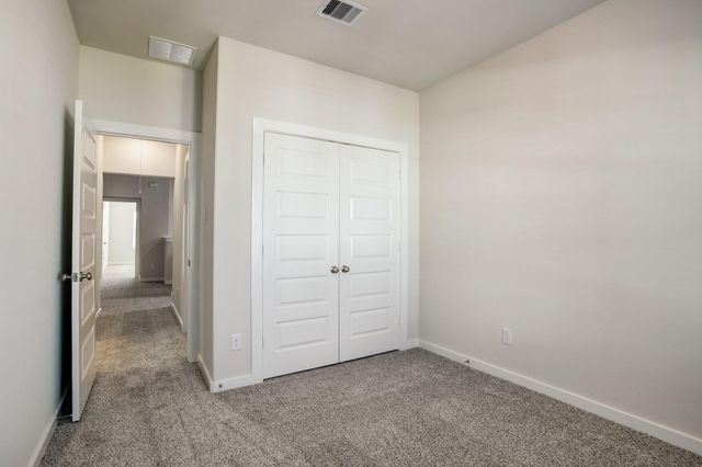 629 Seabreeze Drive, Kemah, TX 77565