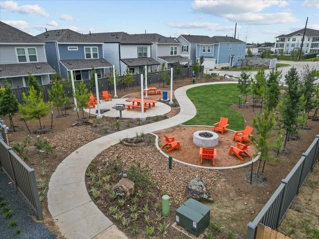 629 Seabreeze Drive, Kemah, TX 77565