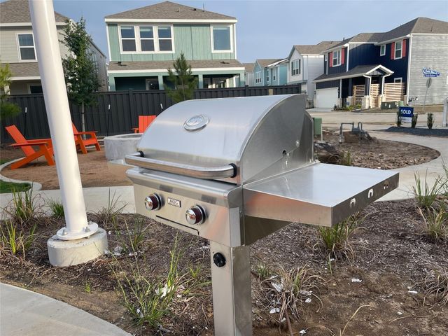 629 Seabreeze Drive, Kemah, TX 77565