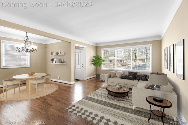 16925 MADOLINE Street, Beverly Hills Village, MI 48025