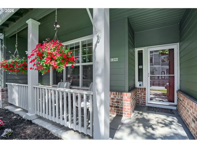 1390 Ne PARK Ln, Fairview, OR 97024