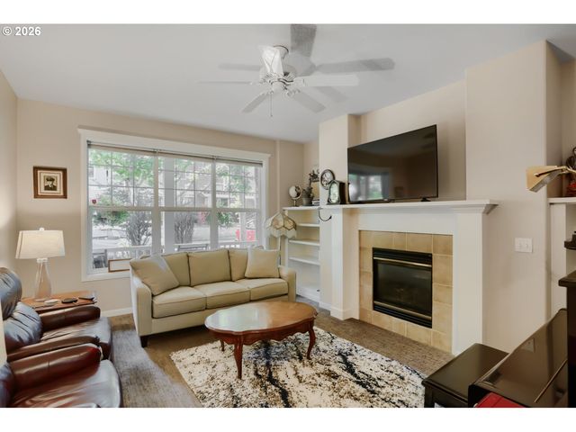 1390 Ne PARK Ln, Fairview, OR 97024