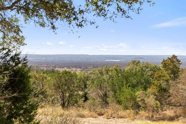 1101 Crider RD, Marble Falls, TX 78654