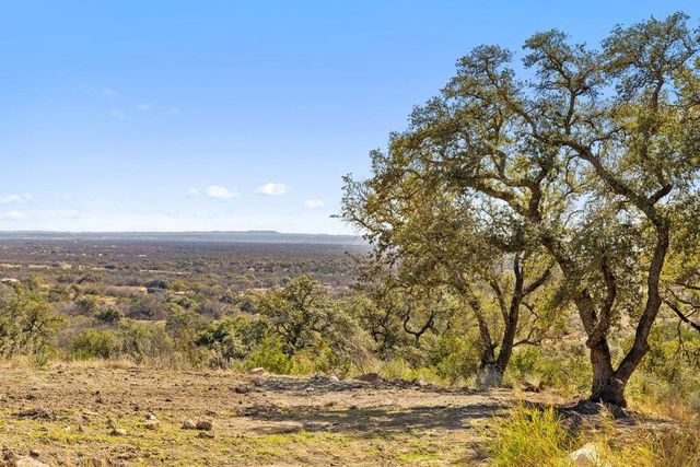 1101 Crider RD, Marble Falls, TX 78654