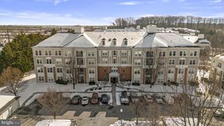 101 WATKINS POND BLVD #4-306, Rockville, MD 20850