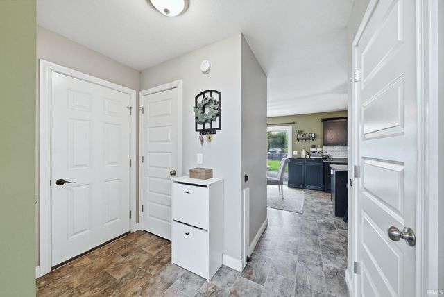 7673 Crosswood Court, New Haven, IN 46774