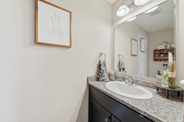7673 Crosswood Court, New Haven, IN 46774