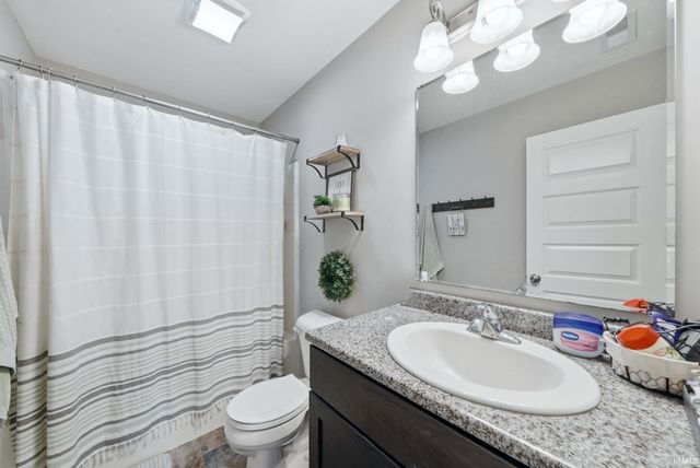7673 Crosswood Court, New Haven, IN 46774