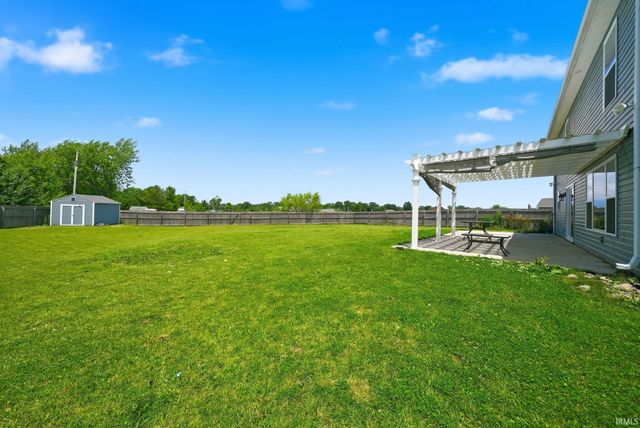 7673 Crosswood Court, New Haven, IN 46774
