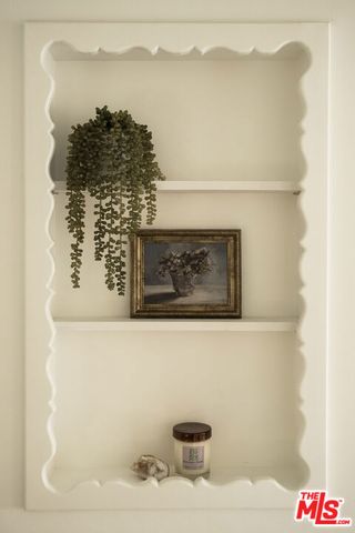 3297 Granville Avenue, Los Angeles, CA 90066