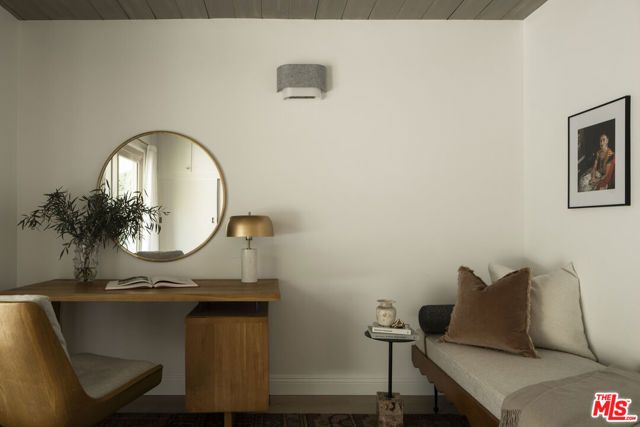 3297 Granville Avenue, Los Angeles, CA 90066