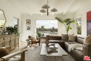 3297 Granville Avenue, Los Angeles, CA 90066