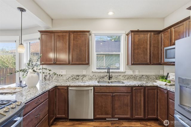 624 NE 2nd Avenue, Camas, WA 98607