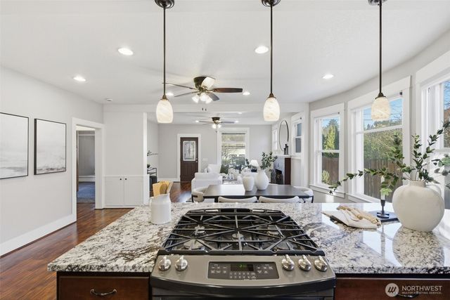 624 NE 2nd Avenue, Camas, WA 98607