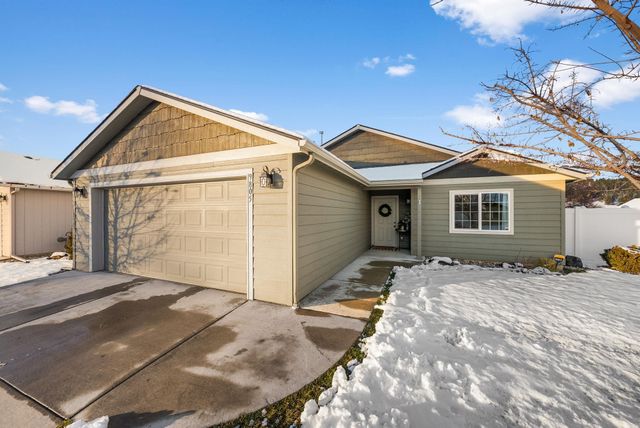 9805 E Hoffman Ct, Spokane Valley, WA 99206
