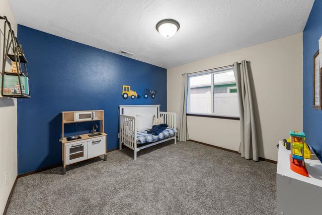 9805 E Hoffman Ct, Spokane Valley, WA 99206