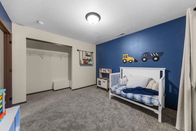 9805 E Hoffman Ct, Spokane Valley, WA 99206