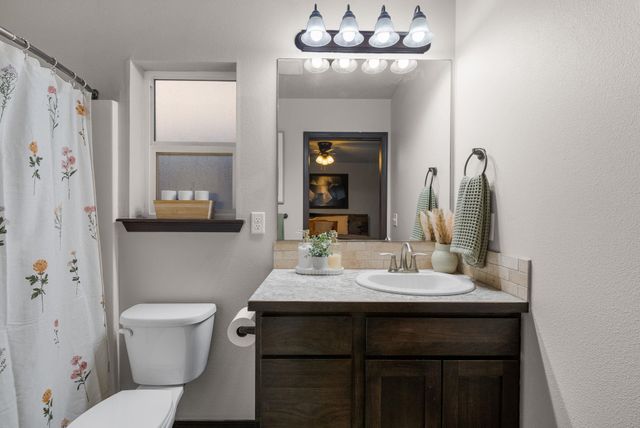 9805 E Hoffman Ct, Spokane Valley, WA 99206