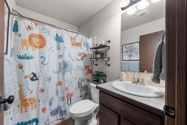 9805 E Hoffman Ct, Spokane Valley, WA 99206