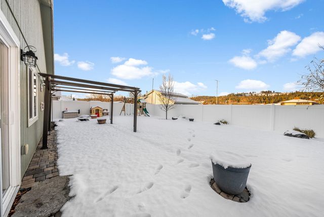 9805 E Hoffman Ct, Spokane Valley, WA 99206