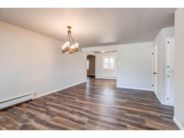 1827 Collyer St, Longmont, CO 80501