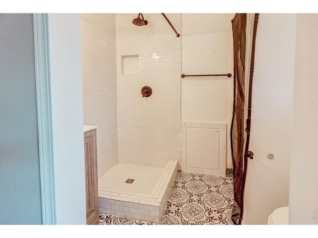 1827 Collyer St, Longmont, CO 80501