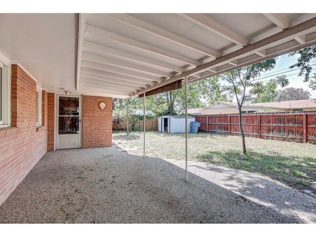1827 Collyer St, Longmont, CO 80501