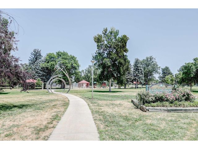 1827 Collyer St, Longmont, CO 80501