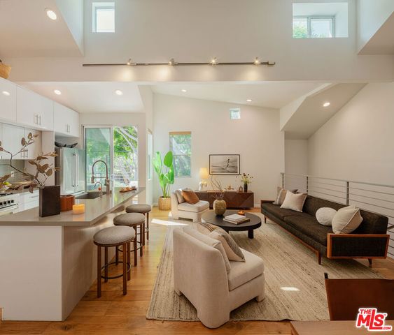 1803 16th Street B, Santa Monica, CA 90404