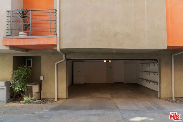 1803 16th Street B, Santa Monica, CA 90404