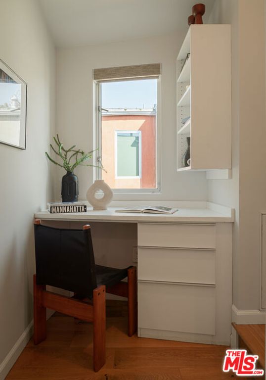 Image 30 of property listing at 1803 16th Street B, Santa Monica, CA 90404