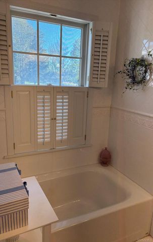 175 Uhl Lane, Orient, NY 11957