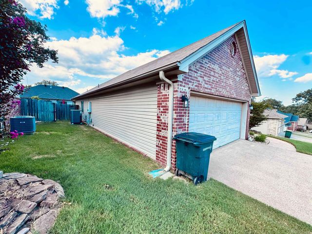 11572 Ridgetop Drive, Sherwood, AR 72120