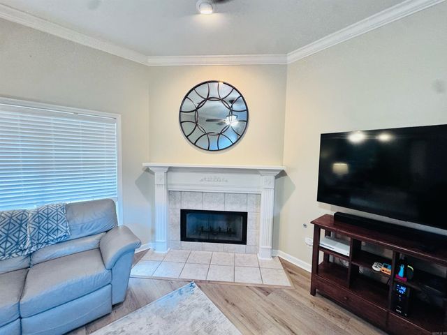 11572 Ridgetop Drive, Sherwood, AR 72120