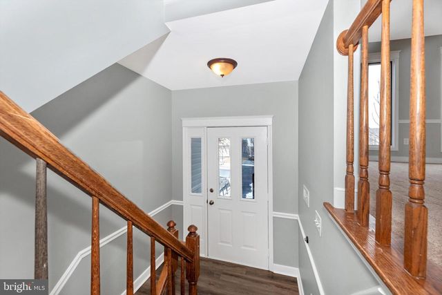 605 KNIGHTSBRIDGE DR, Hagerstown, MD 21740