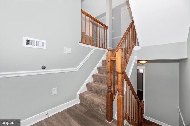 605 KNIGHTSBRIDGE DR, Hagerstown, MD 21740