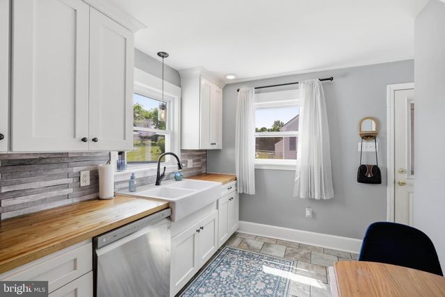 51 S MAIN ST, East Prospect, PA 17317