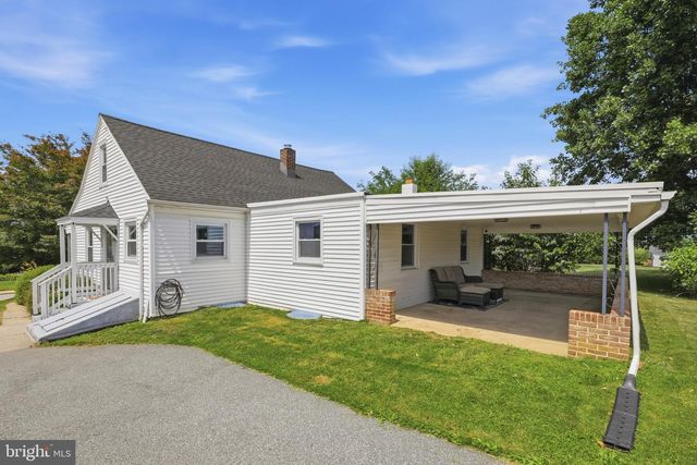 51 S MAIN ST, East Prospect, PA 17317