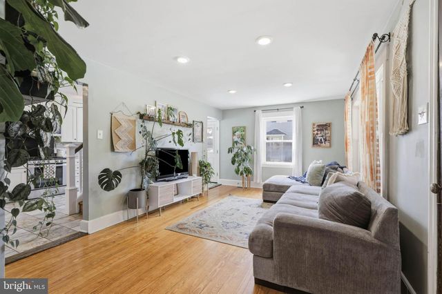 51 S MAIN ST, East Prospect, PA 17317