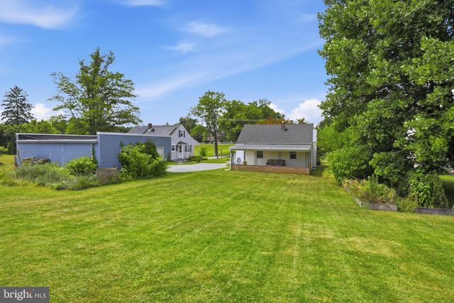 51 S MAIN ST, East Prospect, PA 17317