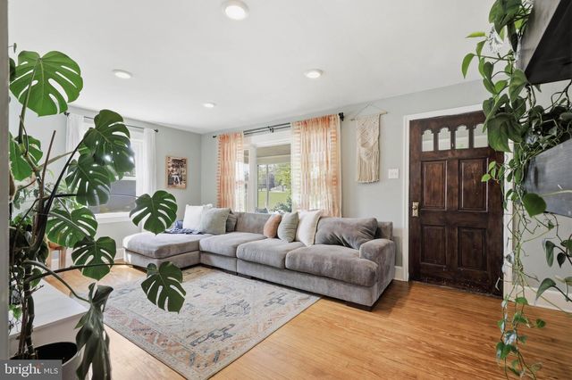 51 S MAIN ST, East Prospect, PA 17317
