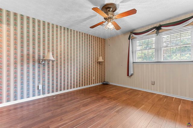 104 Lake Placid Drive, Bonaire, GA 31005
